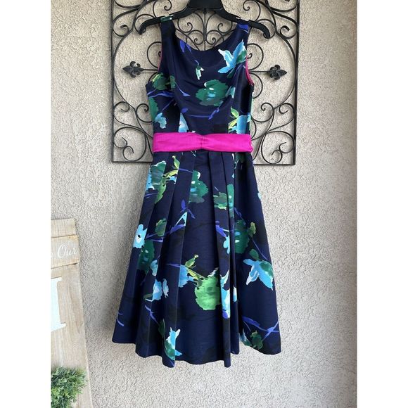 Eliza J Faille belted fit & flare dress - size 8 - multicolored - Picture 2 of 10